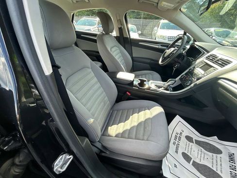 Used 2014 Ford Fusion S image 16