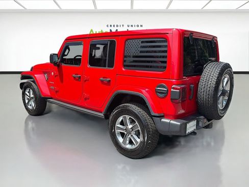 Used 2022 Jeep Wrangler Unlimited Sahara w/ LED Lighting Group AWD/4WD image 5