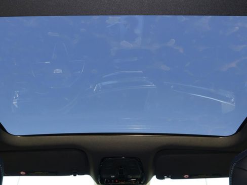 Certified 2024 Cadillac Lyriq Tech image 18