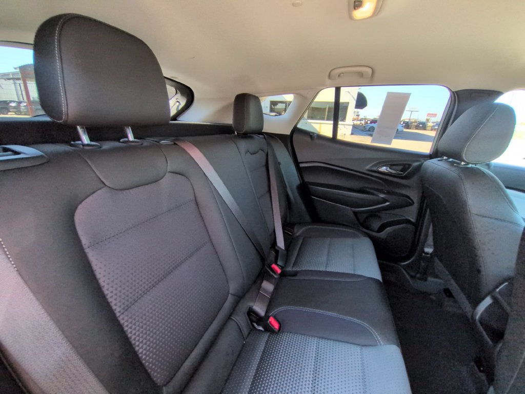 Used 2026 Chevrolet Trax LT FWD image 29