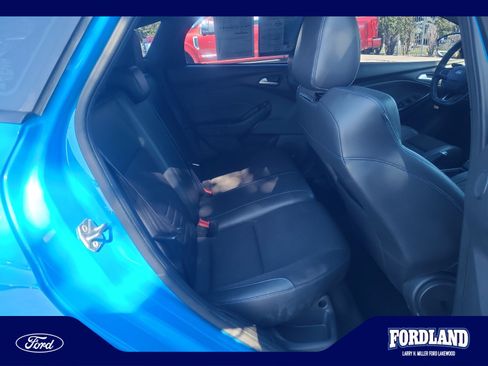 Used 2017 Ford Focus RS AWD/4WD image 18