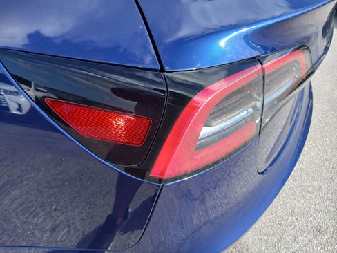 Used 2023 Tesla Model 3 Standard Range RWD image 13