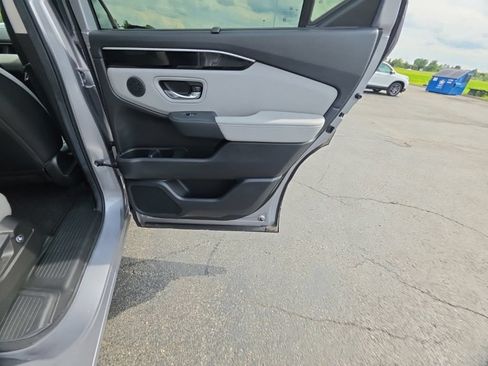 Certified 2025 Honda Pilot EX-L image 28