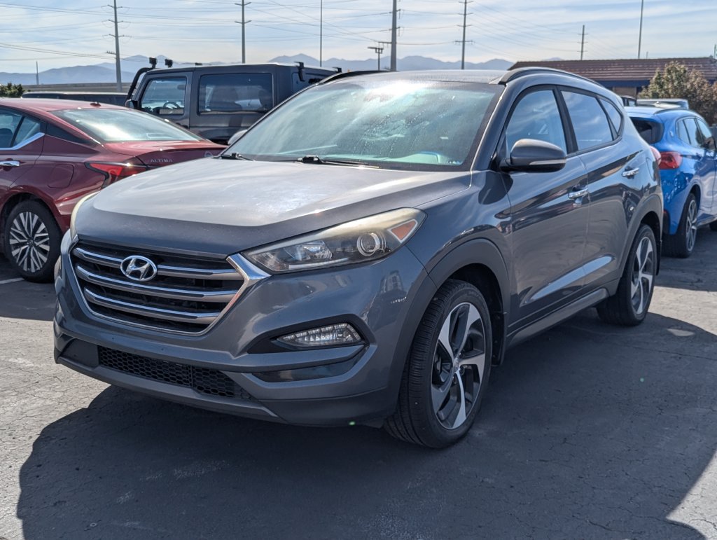 Used 2016 Hyundai Tucson Limited w/ Option Group 03 AWD/4WD image 4