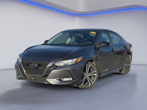 Used 2020 Nissan Sentra SR image 2