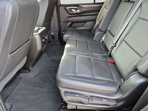 Used 2022 Chevrolet Tahoe Z71 w/ Off-Road Capability Package image 20