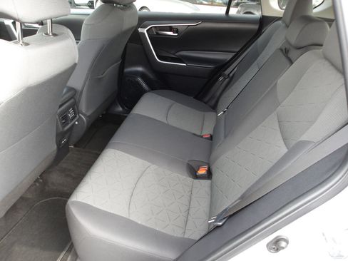 Used 2023 Toyota RAV4 XLE image 10