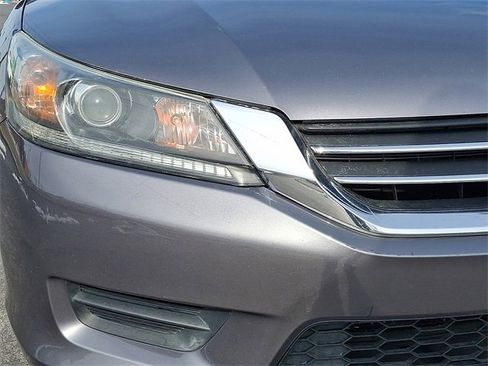 Used 2014 Honda Accord LX image 9