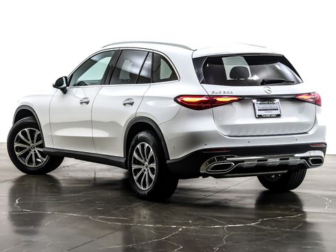 Certified 2025 Mercedes-Benz GLC 300 image 14