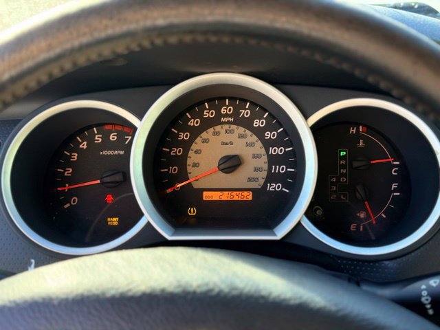 Used 2010 Toyota Tacoma PreRunner w/ TRD Sport Pkg RWD image 8