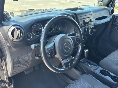 Used 2011 Jeep Wrangler Sport AWD/4WD image 20