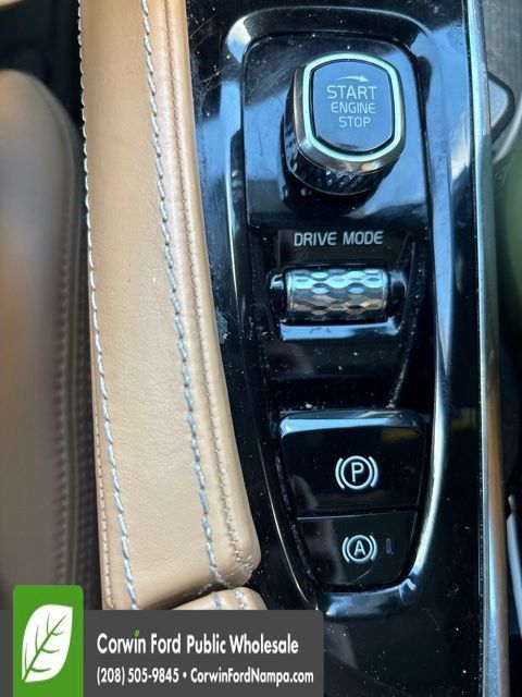 Used 2019 Volvo XC90 T6 Inscription w/ Protection Package AWD/4WD image 13