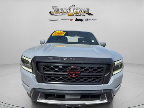 Used 2022 Nissan Frontier PRO-4X w/ Pro-4X Premium Package image 3