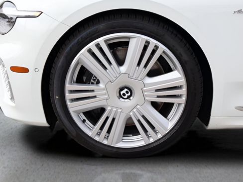 New 2026 Bentley Continental GTC image 10