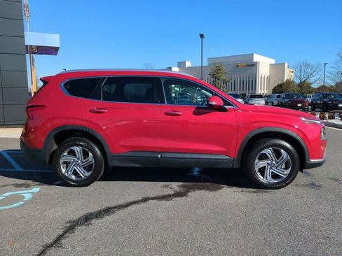 Used 2023 Hyundai Santa Fe SEL image 3