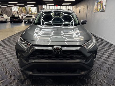 Used 2019 Toyota RAV4 XLE image 5