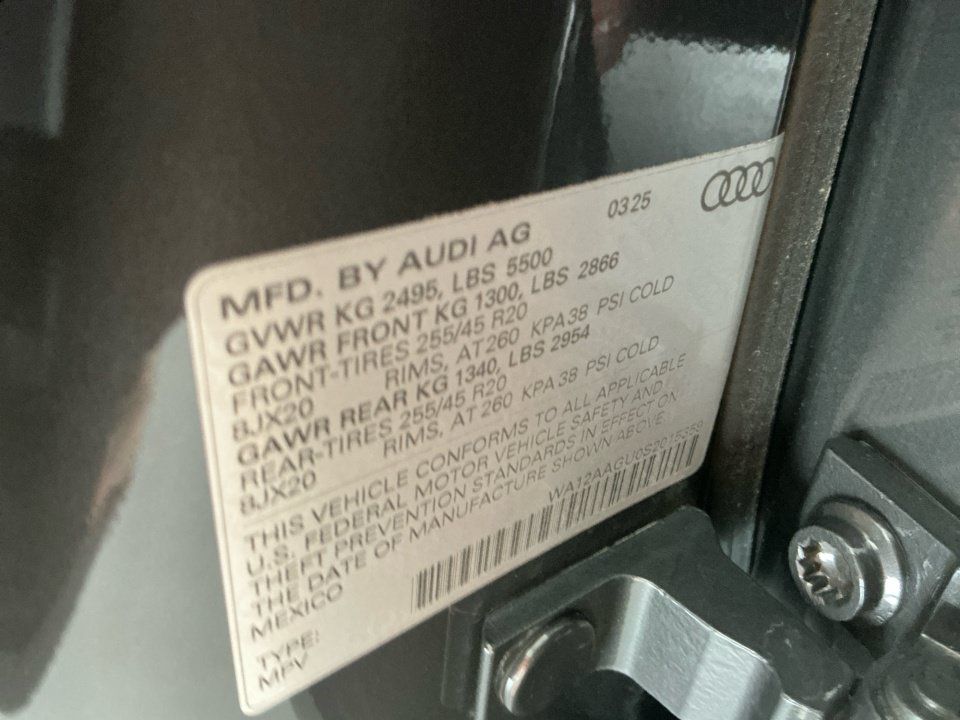 Certified 2025 Audi Q5 Premium w/ Premium Plus AWD/4WD image 39