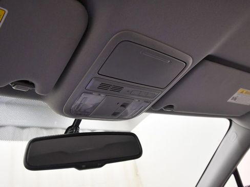 Certified 2018 Honda Ridgeline RTL-T image 26