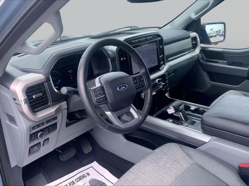 Used 2023 Ford F150 Lightning XLT AWD/4WD image 17