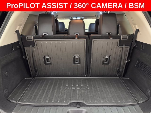 Used 2025 Nissan Pathfinder SL w/ Cargo Package FWD image 23