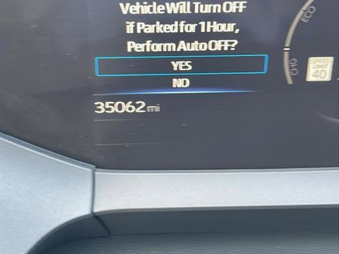 Used 2024 Toyota Prius LE image 39