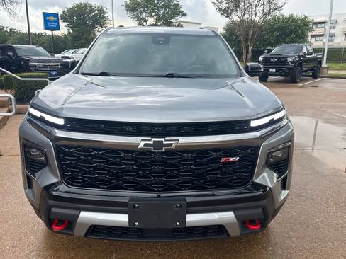 Used 2024 Chevrolet Traverse Z71 w/ LPO, Floor Liner Package AWD/4WD image 3