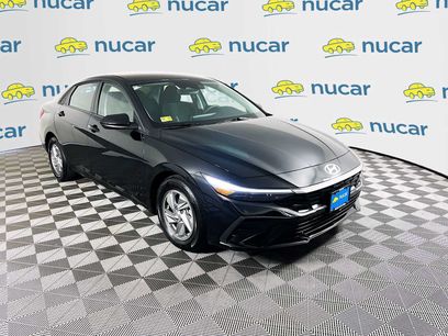 Certified 2025 Hyundai Elantra SE