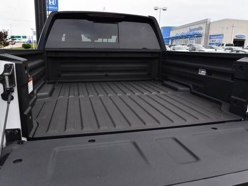 New 2026 Honda Ridgeline Black Edition image 7