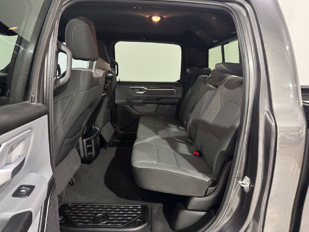 Used 2022 RAM 1500 Big Horn AWD/4WD image 19