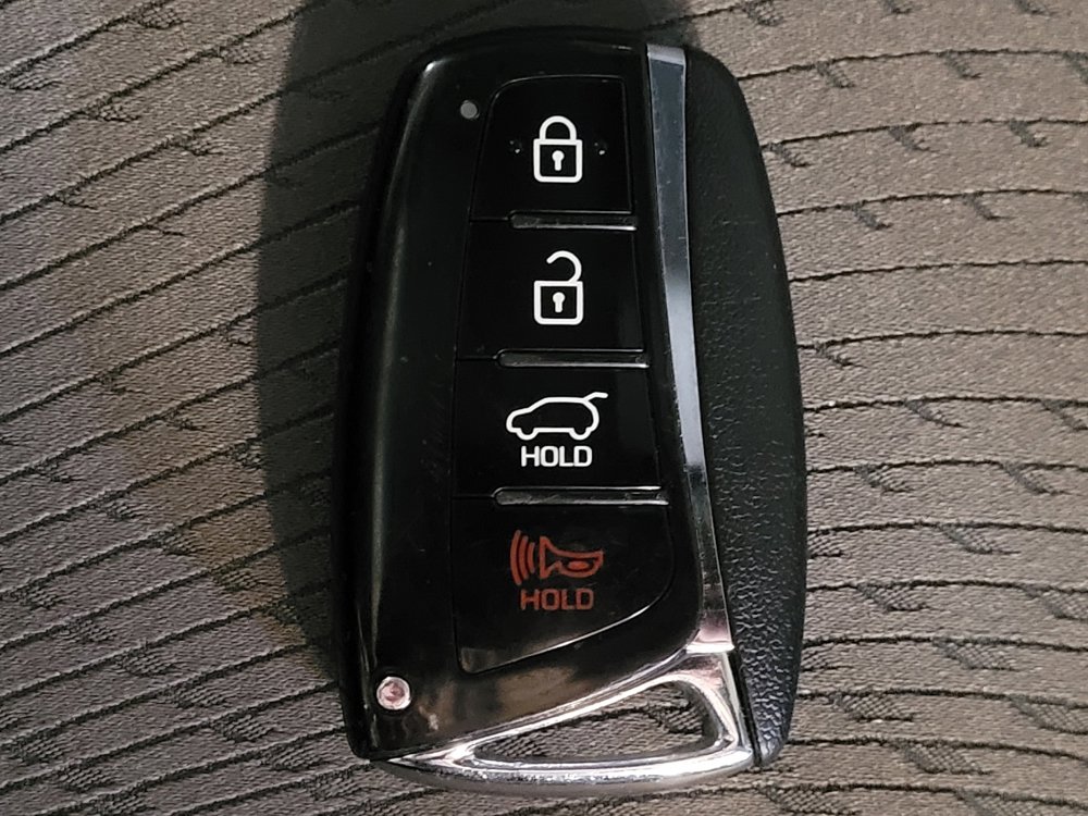 Used 2018 Hyundai Santa Fe Sport w/ 2.4L Value Package 02 FWD image 32