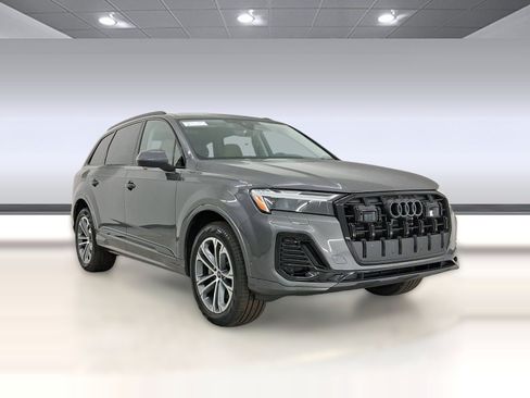 Certified 2026 Audi Q7 2.0T Premium AWD/4WD image 7