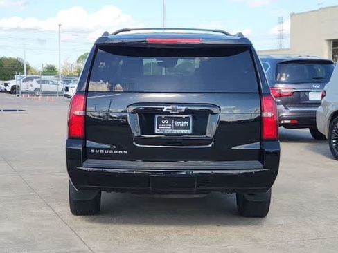 Used 2016 Chevrolet Suburban LT w/ Luxury Package image 19