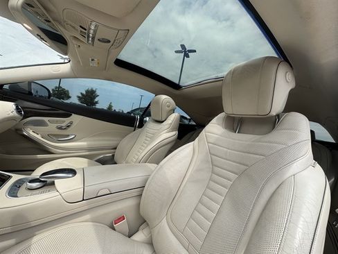 Used 2015 Mercedes-Benz S 550 4MATIC Coupe w/ Sport Package image 10