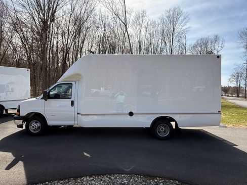 New 2025 GMC Savana 3500 Extended w/ Power Convenience Package image 2