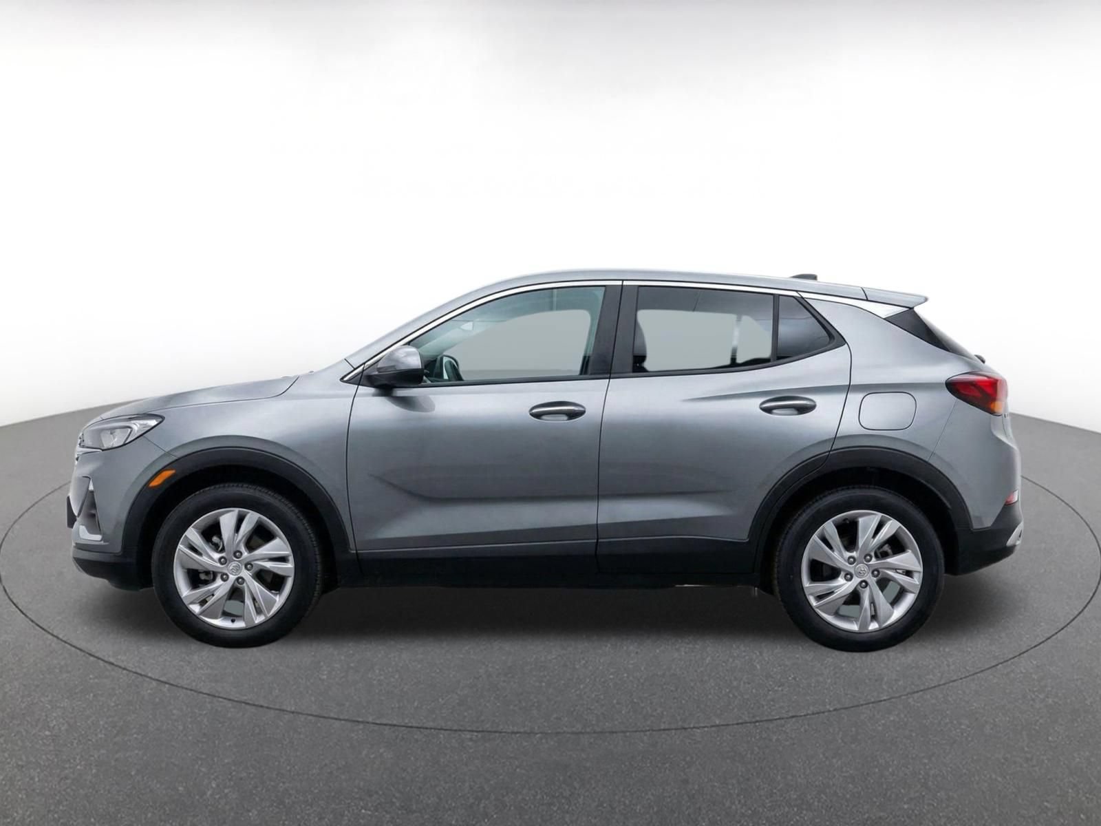 Used 2025 Buick Encore GX Preferred AWD/4WD image 4