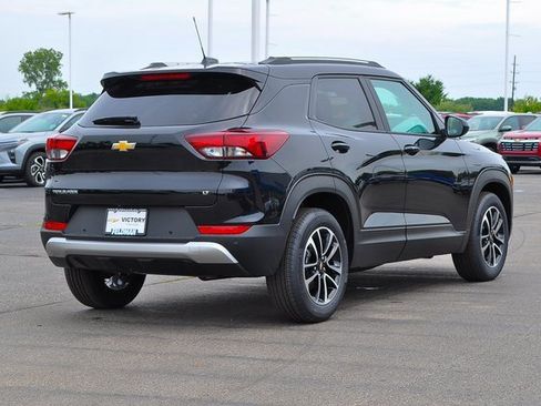 New 2025 Chevrolet TrailBlazer LT w/ Convenience Package image 3
