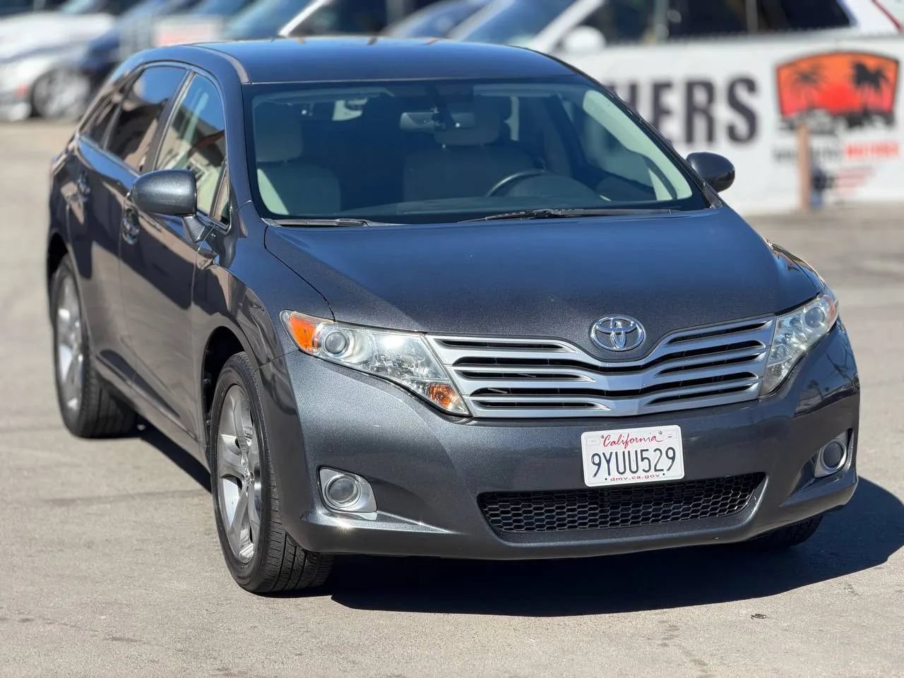 Used 2010 Toyota Venza FWD image 3