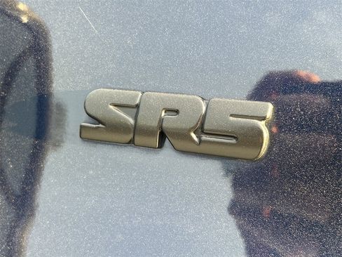 Used 2022 Toyota 4Runner SR5 Premium image 16