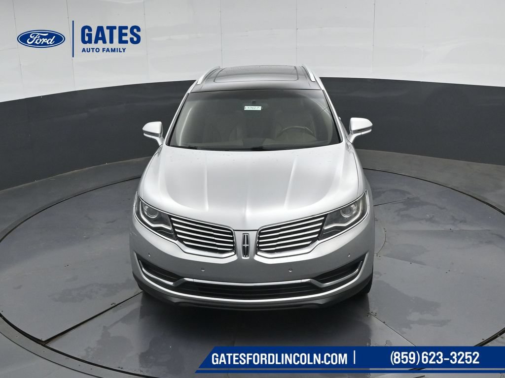 Used 2016 Lincoln MKX Reserve w/ Technology Package AWD/4WD image 49
