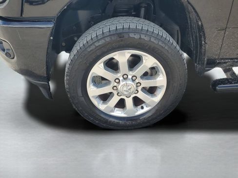 Used 2022 RAM 2500 Big Horn w/ Level C Equiment Group AWD/4WD image 25