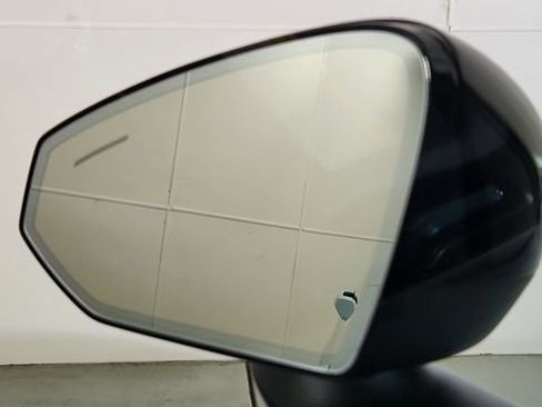 New 2026 Volvo EX30 Ultra w/ Protection Package AWD/4WD image 13