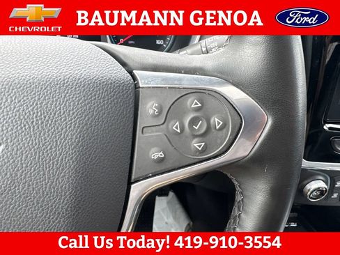 Used 2023 Chevrolet Traverse RS AWD/4WD image 27