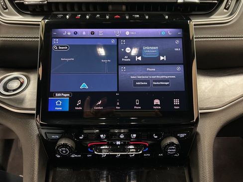 Used 2023 Jeep Grand Cherokee L Limited w/ Luxury Tech Group II image 26