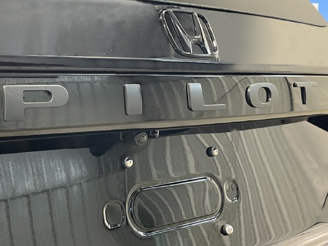 New 2026 Honda Pilot Touring image 6