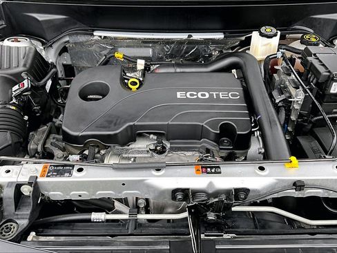 Used 2022 Chevrolet Equinox LS w/ LS Convenience Package image 9