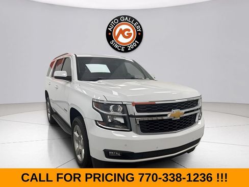 Used 2018 Chevrolet Tahoe LT w/ Luxury Package RWD image 1