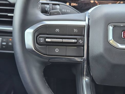 Used 2024 GMC Acadia Elevation w/ Luxury Package FWD image 24