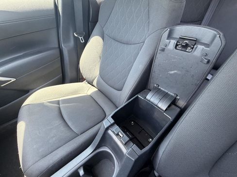 Used 2023 Toyota Corolla Cross LE FWD image 14