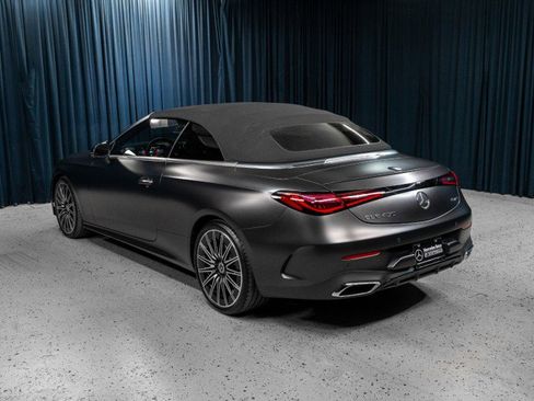 Used 2025 Mercedes-Benz CLE 450 4MATIC Cabriolet image 13