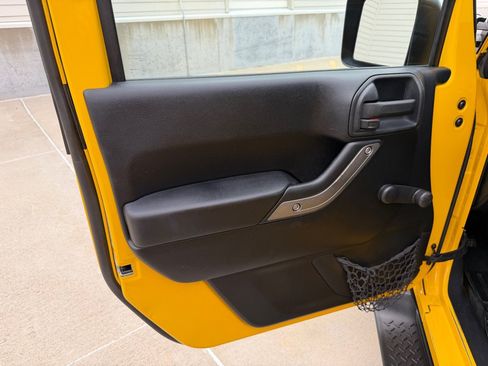 Used 2011 Jeep Wrangler Unlimited Sport AWD/4WD image 11